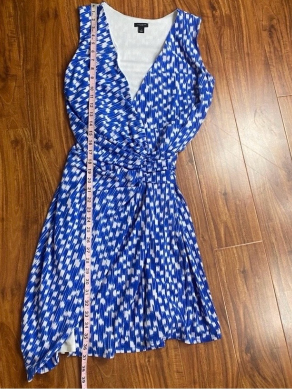 Ann Taylor Women Blue White Abstract V Neck Sleeveless Stretch Wrap Dress Size S - Picture 16 of 16